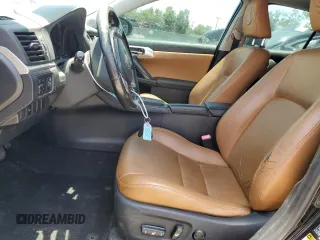 2013 Lexus CT 200h z VIN JTHKD5BH9D2173540, wystawiony jako Copart lot #62371555 z przebiegiem 170 041 mil mil oraz Czysty tytuł • Clean title. Historia ofert i sprzedaży dostępna na DreamBid. Obrazek 7.