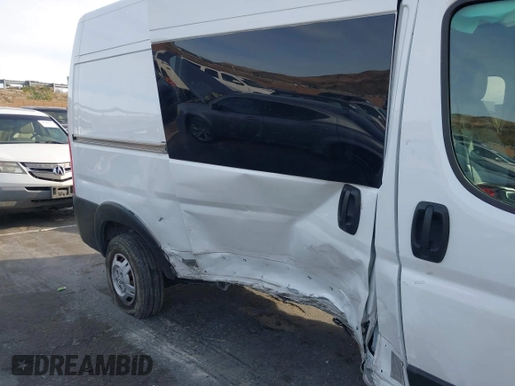 2021 Ram ProMaster Cargo with VIN 3C6LRVBG6ME513686, listed as a IAAI auction lot 41675654 with 76,989 mi miles. Bid and sale history available at carsss.com. Image 8.