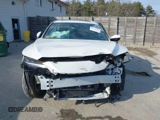 2024 Lexus RX 350h z VIN 2T2BBMCA3RC062053, wystawiony jako IAAI lot #41232401 z przebiegiem 763 mil mil oraz . Historia ofert i sprzedaży dostępna na DreamBid. Obrazek 12.