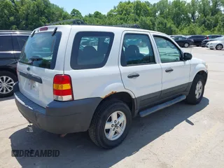 2007 Ford Escape XLS с VIN 1FMYU02Z57KB58377, выставлен на аукционе IAAI как лот 42715229 с пробегом 215 926 миль миль и . История ставок и продаж доступна на DreamBid. Изображение 4.