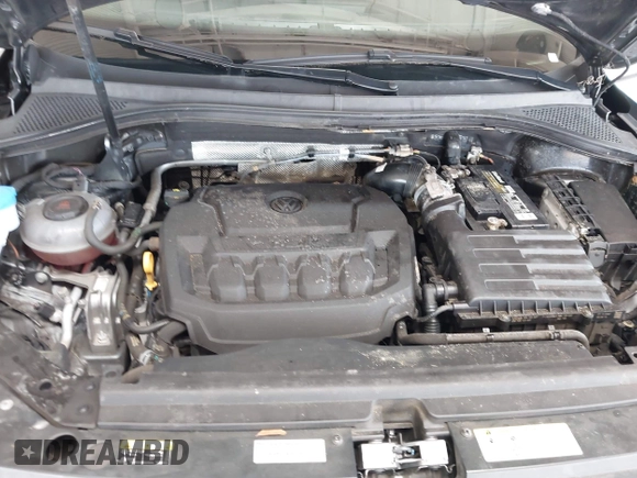2021 Volkswagen Tiguan S z VIN 3VV1B7AX0MM030915, wystawiony jako IAAI lot #42198262 z przebiegiem 47 500 mil mil oraz . Historia ofert i sprzedaży dostępna na DreamBid. Obrazek 10.