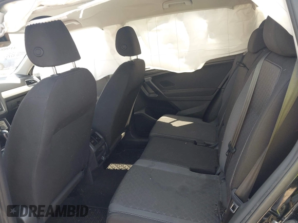 2021 Volkswagen Tiguan S with VIN 3VV0B7AXXMM040752, listed as a IAAI auction lot 41988353 with 51,757 mi miles and . Bid and sale history available at DreamBid. Image 8.
