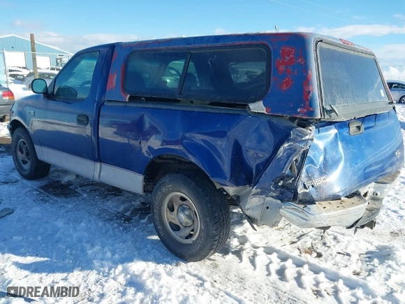 1998 Ford F-150 Standard with VIN 1FTZF1720WNA88515, listed as a IAAI auction lot 41298273 with 197,383 mi miles. Bid and sale history available at carsss.com. Image 3.