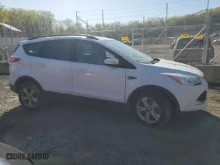 2016 Ford Escape SE with VIN 1FMCU9GX5GUB50774, listed as a Copart auction lot 53647045 with 81,390 mi miles and Salvage Title. Bid and sale history available at carsss.com. Image 4.
