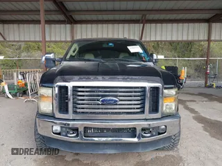 2010 Ford Super Duty F-250 SRW XL with VIN 1FTSW2BR8AEB13472, listed as a IAAI auction lot 41886252 with 237,264 mi miles. Bid and sale history available at carsss.com. Image 12.