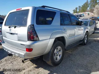 2005 Toyota 4Runner SR5 with VIN JTEZU14R258028882, listed as a IAAI auction lot 41745577 with 251,256 mi miles. Bid and sale history available at carsss.com. Image 4.