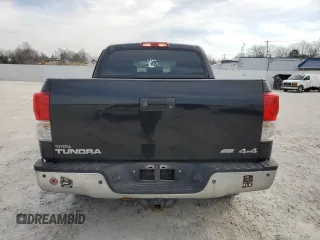 2010 Toyota Tundra z VIN 5TFDW5F15AX144925, wystawiony jako Copart lot #48423065 z przebiegiem 111 839 mil mil oraz Szkoda całkowita • Salvage title. Historia ofert i sprzedaży dostępna na DreamBid. Obrazek 6.