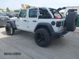 2018 Jeep Wrangler Unlimited Sport с VIN 1C4HJXDG9JW221353, выставлен на аукционе IAAI как лот 42419985 с пробегом 115 783 миль миль и . История ставок и продаж доступна на DreamBid. Изображение 3.