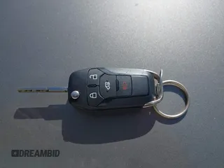 2023 Ford Transit Connect XLT с VIN NM0GS9F29P1564561, выставлен на аукционе IAAI как лот 42569433 с пробегом 11 697 миль миль и . История ставок и продаж доступна на DreamBid. Изображение 11.