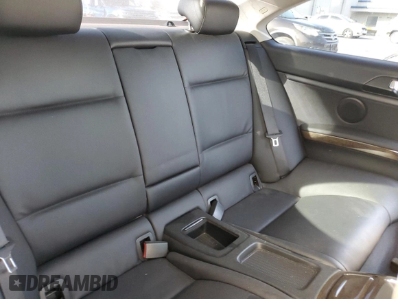 2013 BMW 3 Series 328i z VIN WBAKE5C58DJ107339, wystawiony jako Copart lot #71659734 z przebiegiem 121 137 mil mil oraz Szkoda całkowita • Salvage title. Historia ofert i sprzedaży dostępna na DreamBid. Obrazek 10.