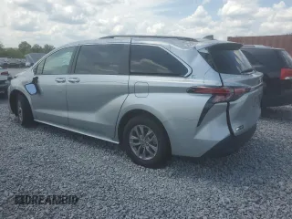 2022 Toyota Sienna XLE with VIN 5TDJRKEC3NS087440, listed as a Copart auction lot 55144735 with 35,050 mi miles and Salvage Title. Bid and sale history available at DreamBid. Image 2.