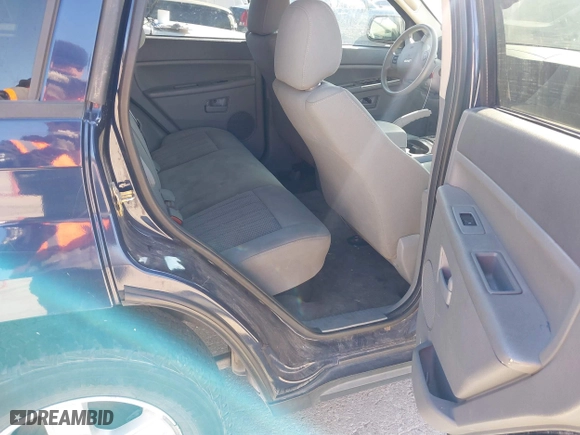 2006 Jeep Grand Cherokee Laredo with VIN 1J4GS48K16C251567, listed as a IAAI auction lot 41736953 with 222,519 mi miles. Bid and sale history available at carsss.com. Image 8.