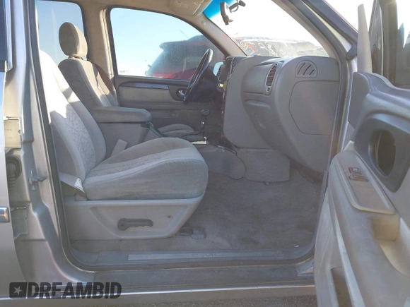 2006 GMC Envoy SLT with VIN 1GKDS13S162220330, listed as a IAAI auction lot 41401322 with 190,756 mi miles. Bid and sale history available at carsss.com. Image 5.