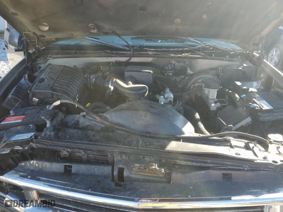 1999 Chevrolet C/K 1500 with VIN 1GCEK19R8XR132050, listed as a Copart auction lot 79560564 with 237,500 mi miles and Clean Title. Bid and sale history available at carsss.com. Image 12.