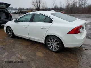 2015 Volvo S60 T5 Drive-E Premier with VIN YV140MFB8F1299834, listed as a Copart auction lot 40079404 with 152,092 mi miles. Bid and sale history available at carsss.com. Image 2.