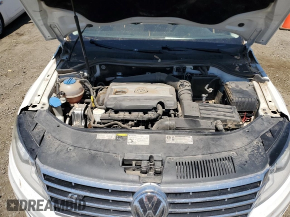 2015 Volkswagen CC R-Line with VIN WVWBP7AN9FE820483, listed as a Copart auction lot 61194153 with 111,077 mi miles. Bid and sale history available at carsss.com. Image 11.
