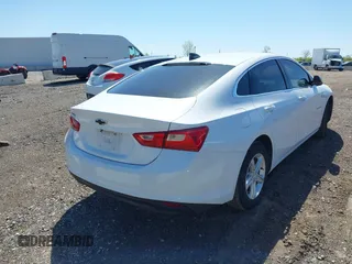 2019 Chevrolet Malibu LS z VIN 1G1ZB5ST1KF175159, wystawiony jako IAAI lot #42240454 z przebiegiem 74 815 mil mil oraz . Historia ofert i sprzedaży dostępna na DreamBid. Obrazek 4.