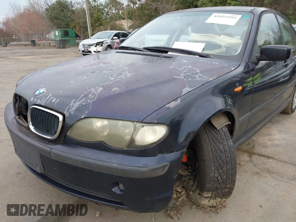 2002 BMW 3 Series 325i with VIN WBAEV33462KL55864, listed as a IAAI auction lot 41655195 with 213,127 mi miles. Bid and sale history available at carsss.com. Image 6.