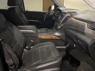 2015 GMC Yukon Denali with VIN 1GKS2CKJ6FR615557, listed as a Copart auction lot 53944465 with 150,605 mi miles and Clean Title. Bid and sale history available at carsss.com. Image 5.