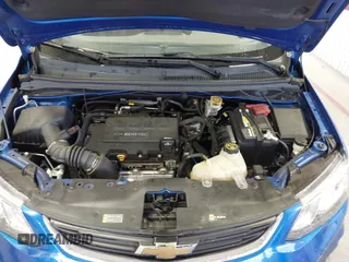 2020 Chevrolet Sonic LT z VIN 1G1JD5SB2L4138455, wystawiony jako IAAI lot #41651103 z przebiegiem 34 349 mil mil oraz . Historia ofert i sprzedaży dostępna na DreamBid. Obrazek 10.