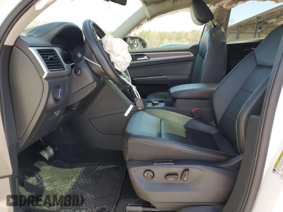 2023 Volkswagen Atlas SEL z VIN 1V2BR2CA5PC558352, wystawiony jako Copart lot #48626945 z przebiegiem 63 232 mil mil oraz Szkoda całkowita • Salvage title. Historia ofert i sprzedaży dostępna na DreamBid. Obrazek 7.