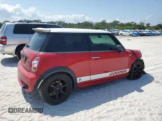 2004 MINI Hardtop z VIN WMWRC334X4TC51255, wystawiony jako Copart lot #55153845 z przebiegiem 161 362 mil mil oraz Szkoda całkowita • Salvage title. Historia ofert i sprzedaży dostępna na DreamBid. Obrazek 3.