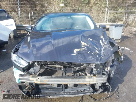 2015 Ford Fusion S Hybrid with VIN 3FA6P0UU9FR283189, listed as a IAAI auction lot 41632307 with 152,653 mi miles. Bid and sale history available at carsss.com. Image 13.