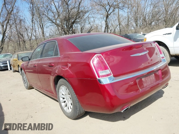 2014 Chrysler 300 with VIN 2C3CCAAG2EH331160, listed as a IAAI auction lot 41786101 with 133,063 mi miles. Bid and sale history available at carsss.com. Image 3.