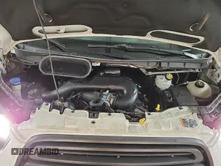 2018 Ford Transit with VIN 1FTYR2CM7JKA93043, listed as a IAAI auction lot 42178350 with 142,061 mi miles. Bid and sale history available at carsss.com. Image 22.