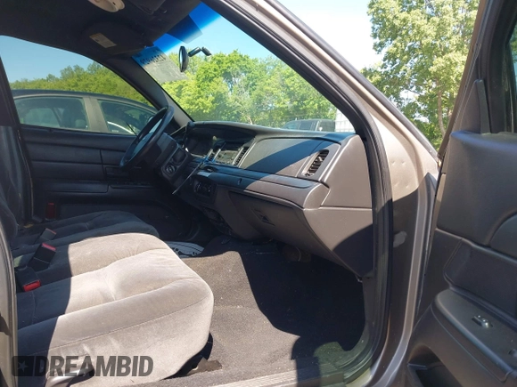 2008 Ford Police Interceptor with VIN 2FAHP71V58X142946, listed as a IAAI auction lot 42326929 with 171,455 mi miles and . Bid and sale history available at DreamBid. Image 5.