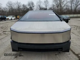 2024 Tesla Cybertruck z VIN 7G2CEHED0RA024655, wystawiony jako Copart lot #85044624 z przebiegiem 498 mil mil oraz Szkoda całkowita • Salvage title. Historia ofert i sprzedaży dostępna na DreamBid. Obrazek 5.