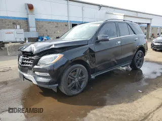 2013 Mercedes-Benz M with VIN 4JGDA5HBXDA182710, listed as a Copart auction lot 48494985 with 152,832 mi miles and Salvage Title. Bid and sale history available at carsss.com. Image 1.