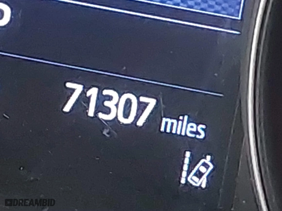 2019 Toyota C-HR XLE with VIN JTNKHMBX4K1017377, listed as a IAAI auction lot 40049656 with 71,308 mi miles. Bid and sale history available at carsss.com. Image 15.
