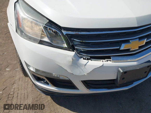 2015 Chevrolet Traverse LT with VIN 1GNKRGKD1FJ170059, listed as a IAAI auction lot 41904848 with 212,099 mi miles. Bid and sale history available at carsss.com. Image 6.