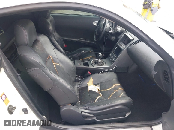 2003 Nissan 350Z Touring with VIN JN1AZ34EX3T008484, listed as a IAAI auction lot 41979820 with 190,222 mi miles. Bid and sale history available at carsss.com. Image 8.