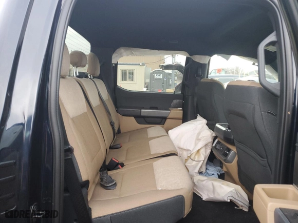 2021 Ford F-150 XL with VIN 1FTFW1E52MKD07800, listed as a Copart auction lot 44000125 with 20,582 mi miles and Clean Title. Bid and sale history available at carsss.com. Image 10.