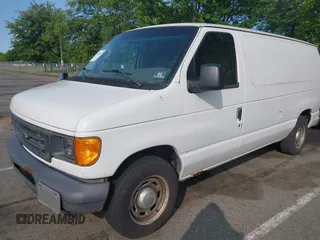 2006 Ford Econoline Cargo z VIN 1FTRE14WX6HA14964, wystawiony jako IAAI lot #42385183 z przebiegiem 207 269 mil mil oraz . Historia ofert i sprzedaży dostępna na DreamBid. Obrazek 2.
