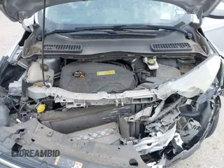 2013 Ford Escape SE with VIN 1FMCU0GX9DUD68711, listed as a IAAI auction lot 42243521 with 120,441 mi miles and . Bid and sale history available at DreamBid. Image 10.