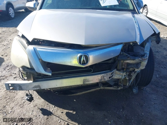 2011 Acura RDX Tech Pkg with VIN 5J8TB1H55BA004282, listed as a IAAI auction lot 41675700 with 417,592 mi miles. Bid and sale history available at carsss.com. Image 6.