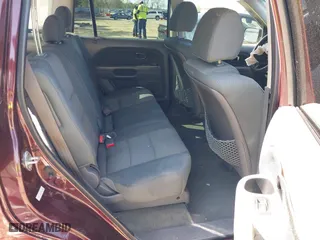 2007 Honda Pilot LX with VIN 5FNYF18177B017698, listed as a IAAI auction lot 41995853 with 192,923 mi miles. Bid and sale history available at carsss.com. Image 8.