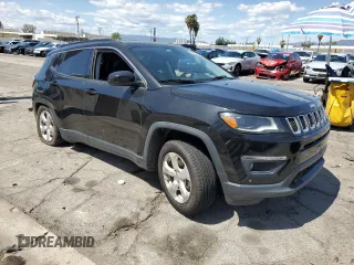 2018 Jeep Compass Latitude with VIN 3C4NJCBB8JT266471, listed as a Copart auction lot 51668235 with 61,461 mi miles and Clean Title. Bid and sale history available at carsss.com. Image 4.