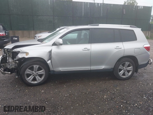 2012 Toyota Highlander Limited with VIN 5TDDK3EH1CS157629, listed as a IAAI auction lot 42157367 with 50,902 mi miles and . Bid and sale history available at DreamBid. Image 14.
