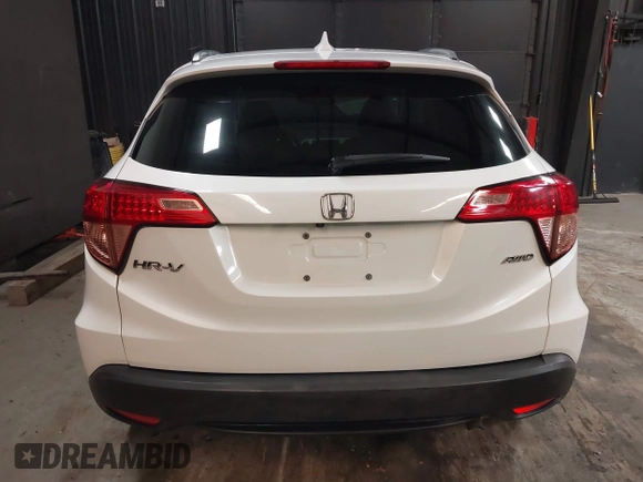 2018 Honda HR-V EX-L Navi with VIN 3CZRU6H76JM719911, listed as a IAAI auction lot 41631402 with 26,776 mi miles. Bid and sale history available at carsss.com. Image 17.