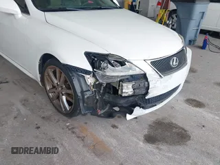 2008 Lexus IS 250 z VIN JTHBK262182068006, wystawiony jako IAAI lot #42753797 z przebiegiem 235 192 mil mil oraz . Historia ofert i sprzedaży dostępna na DreamBid. Obrazek 6.