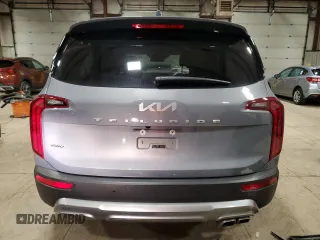 2022 Kia Telluride S with VIN 5XYP6DHCXNG249121, listed as a Copart auction lot 87368404 with 37,642 mi miles and Salvage Title. Bid and sale history available at DreamBid. Image 6.