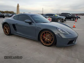2018 Porsche 718 Cayman z VIN WP0AA2A89JK262316, wystawiony jako Copart lot #85058764 z przebiegiem Nie podano mil oraz Szkoda całkowita • Salvage title. Historia ofert i sprzedaży dostępna na DreamBid. Obrazek 4.