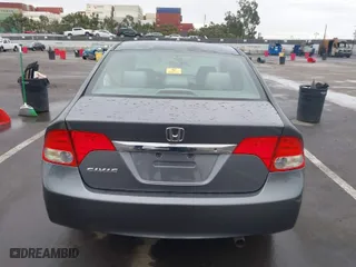 2009 Honda Civic Sdn DX-VP with VIN 2HGFA16339H344821, listed as a IAAI auction lot 41770935 with 1 mi miles. Bid and sale history available at carsss.com. Image 16.