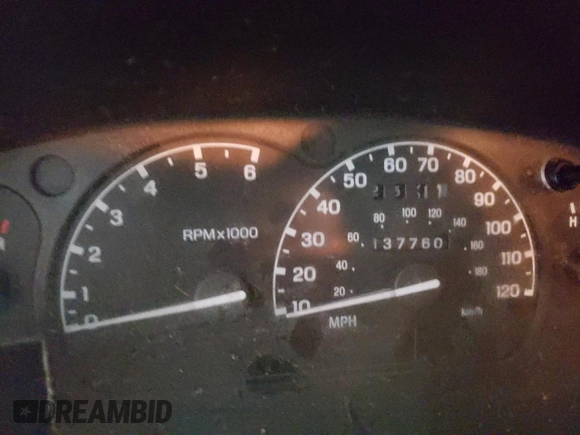 1999 Ford Ranger XLT z VIN 1FTZR15X8XPC01171, wystawiony jako Copart lot #49480315 z przebiegiem 137 760 mil mil oraz Czysty tytuł • Clean title. Historia ofert i sprzedaży dostępna na DreamBid. Obrazek 9.