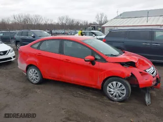2013 Ford Fiesta SE with VIN 3FADP4BJ8DM225639, listed as a IAAI auction lot 41690725 with 208,912 mi miles. Bid and sale history available at carsss.com. Image 1.