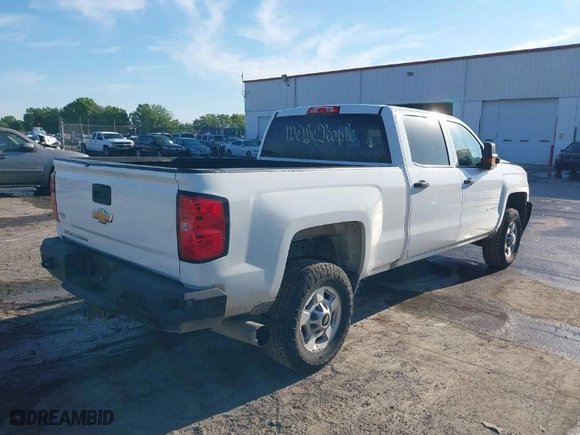 2016 Chevrolet Silverado 2500HD Work Truck with VIN 1GC1KUE84GF136546, listed as a IAAI auction lot 41887485 with 287,977 mi miles. Bid and sale history available at carsss.com. Image 4.